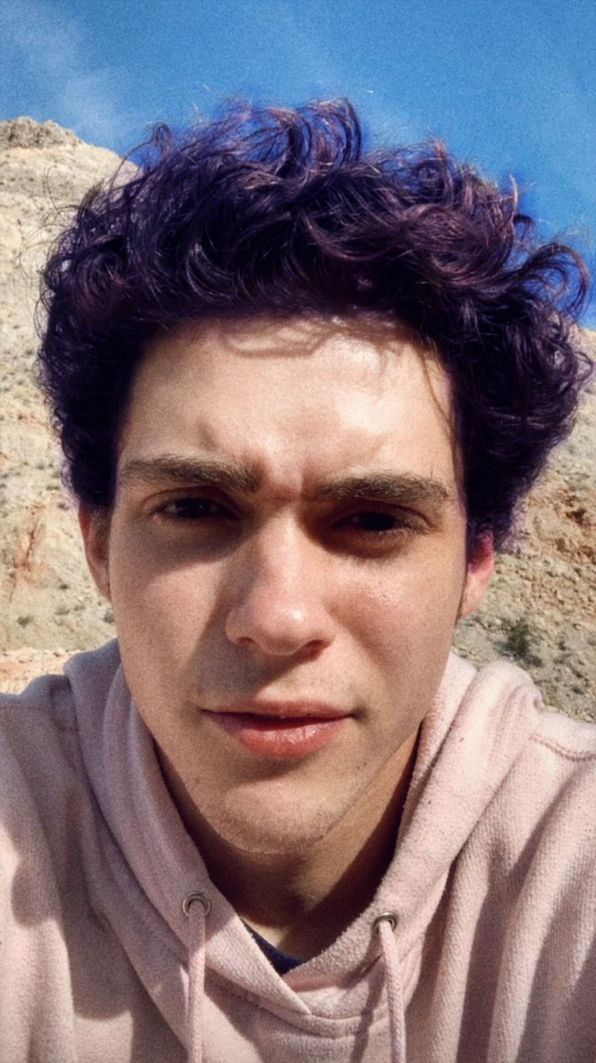 What are you looking at 🤨