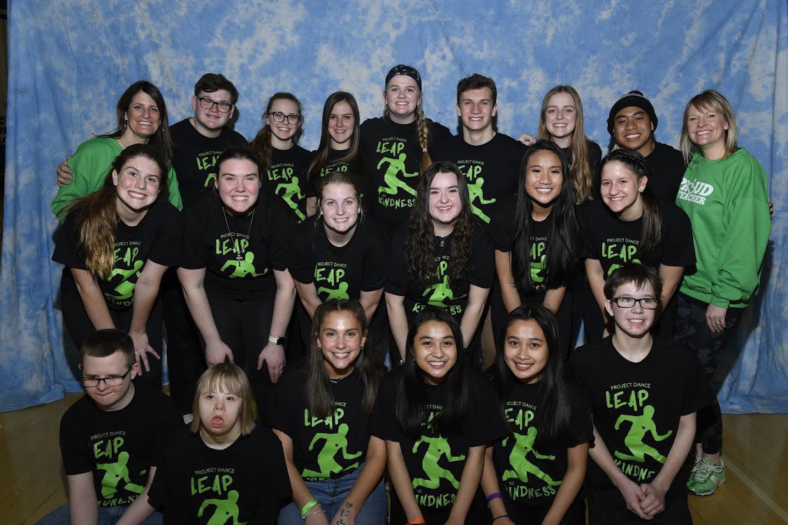 nataliehenne1's tweet image. Fun Memories ❤️ #scnblessed #seniors2020 
@SCNStuCo @StCharlesNorth