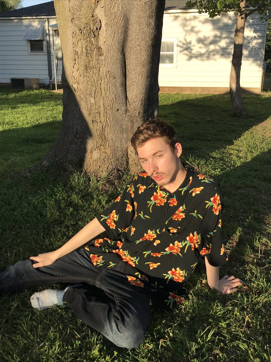 KadexxForbeck's tweet photo. #sugardaddylegit someone that is actually reallll hit me up. No more fake shit. You’ll get blocked if you ask for money. Your supposed to give money not me.. https://t.co/2ZUKFgGdON