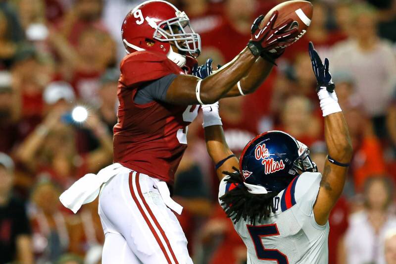 bigdream_vic's tweet photo. #ClubLITChallenge5 Growing up I always modeled my game after @AmariCooper9 From the way he mentally approaches the game to how he runs his routes. He’s been a big inspiration in my life coming from the same city you’ve always been a great role model. #9 https://t.co/eoyW9UcqSr