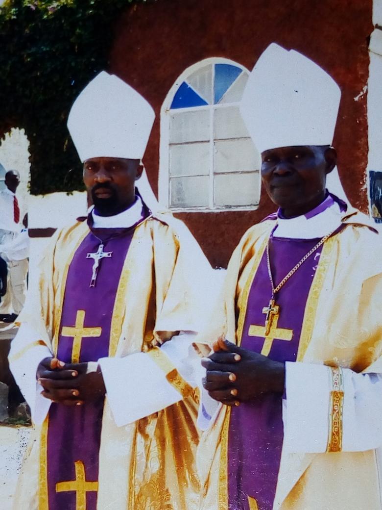 Bwana yesu apewe sifa natimai mko na uzima ya kutosha