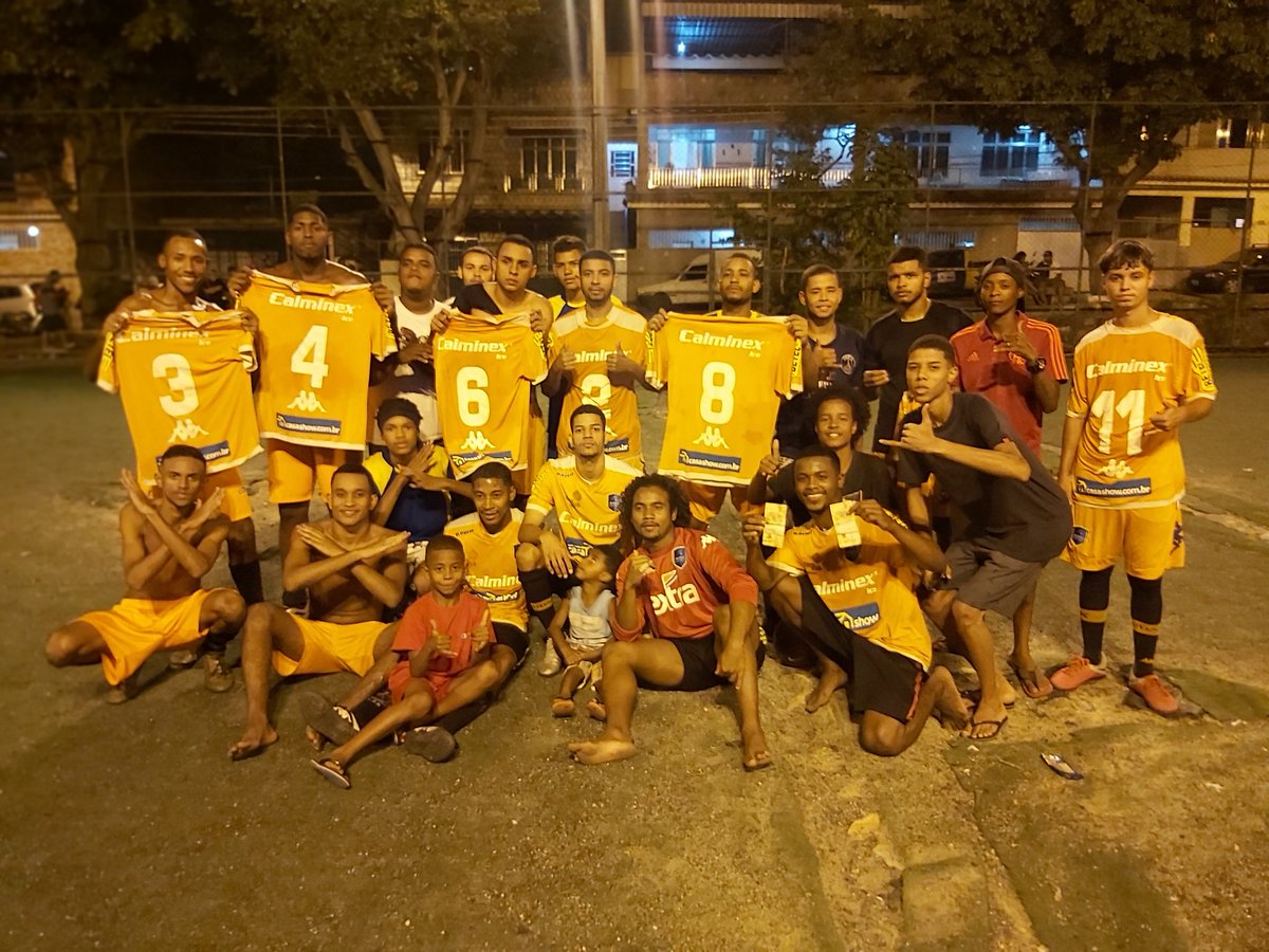 Yago140597's tweet photo. BAKIADA 12 X 2 BRASILEIROS 🤣
. #Executamos 🙅🏾♂️🤭 @Yuriguedes1999 @SheikRei_ @mateu_ffc @Vn36318592 @Diogo30592077 @Digo https://t.co/TyCGauu8yN