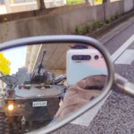 威圧感が半端ない？自動車のサイドミラーに映ったもの!