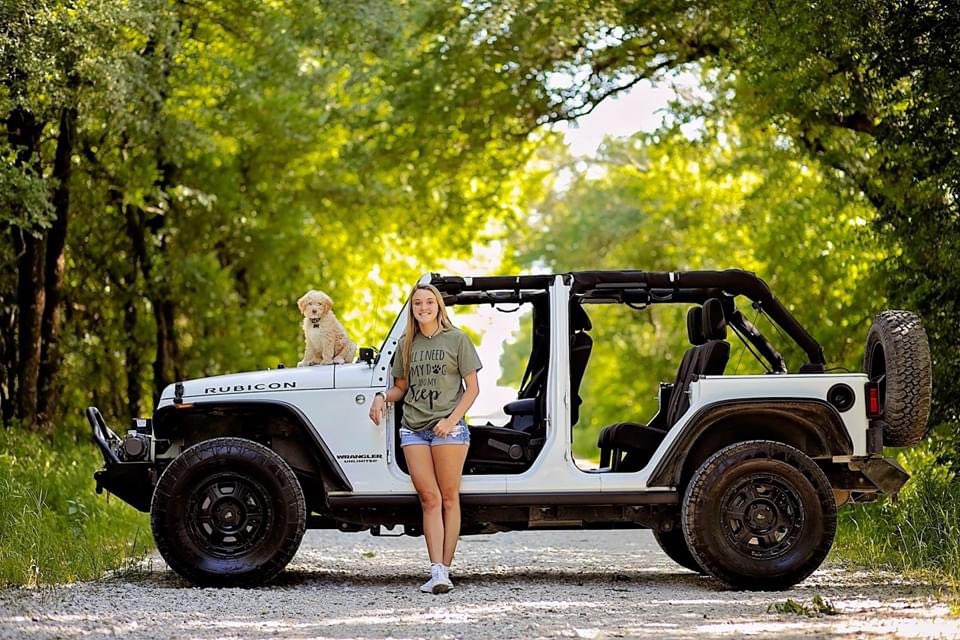 ryleealexanderr's tweet photo. @laurabradley01 captured some super cute pictures of me &amp; my new baby😍 https://t.co/GNek0iSznn