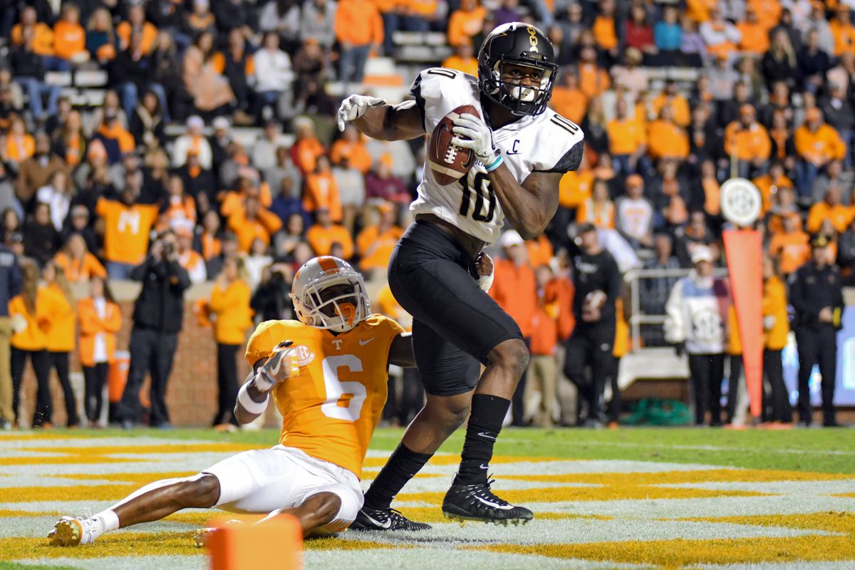 CFBHome's tweet photo. In the past decade every SEC East Team had a 10+ win season EXCEPT Vanderbilt and Tennessee. https://t.co/stHgG2OJx2