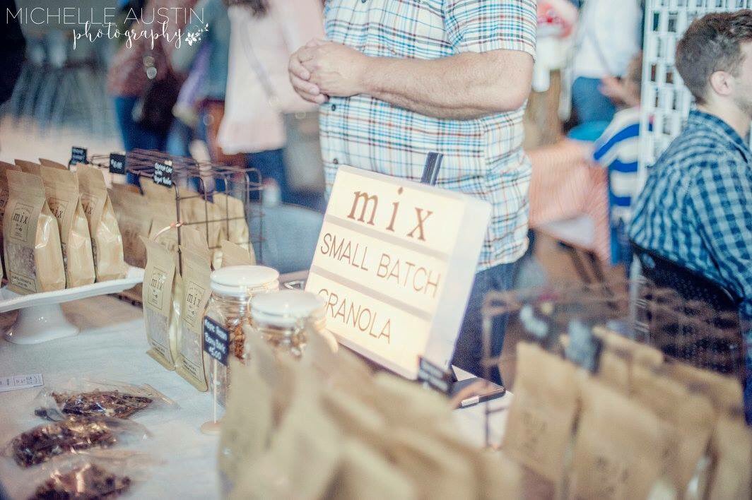 mixsmallbatch's tweet image. We dream of the days when we can do this again. In the meantime find our granola &amp;amp; granola treats on the online Regina Farmers’ Market. Order by Thursday at noon for Saturday pick-up or delivery. …armersmarket.localfoodmarketplace.com