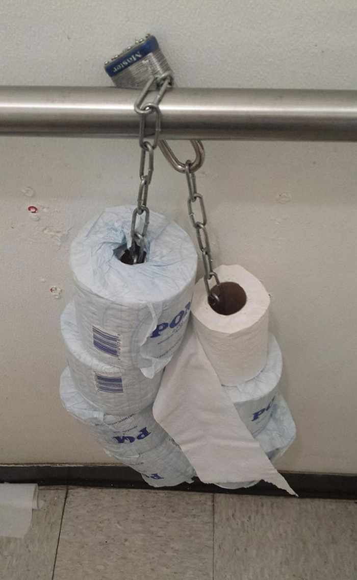 6CentsRose's tweet image. #TheProblemIs no longer