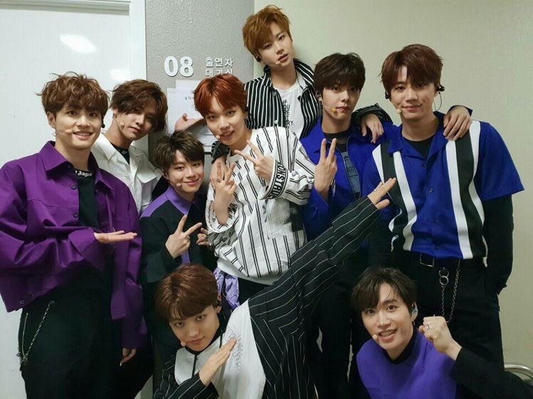 Группа. Re:boot группа. The unit корейское шоу. Unb группа. Merdan unit b.