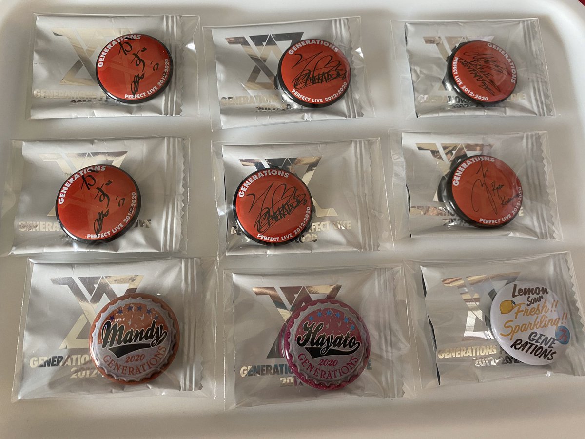 KmFGaqyBpMqxzCP's tweet photo. GENE ミニ缶 トラステ 交換希望

求）2枚目の赤丸がついてるもの

譲り）片寄涼太 数原龍友 小森隼 中務裕太

交換可能な方はRT後リプお願い致します！ https://t.co/N55OXSJx76