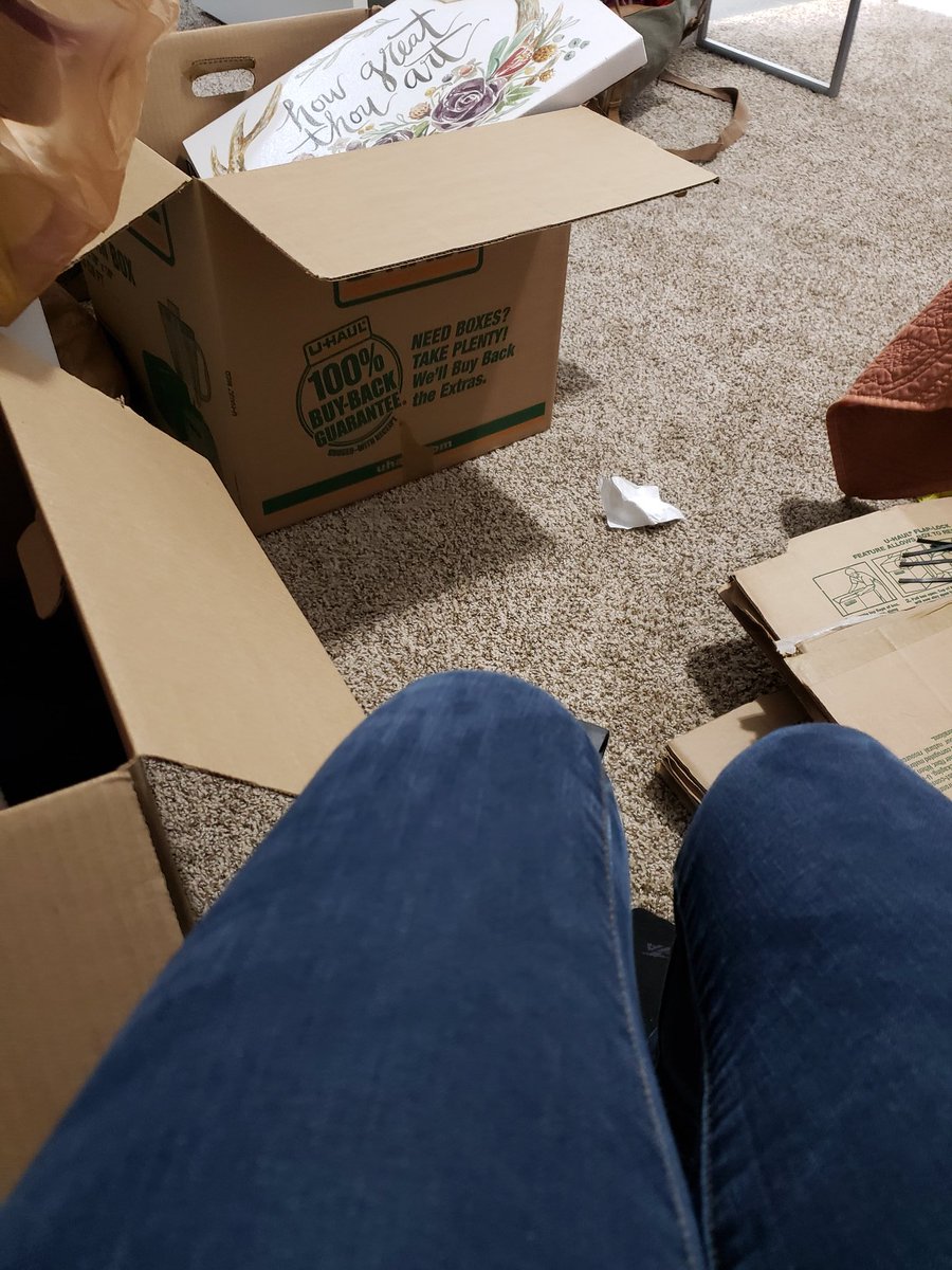 ikarabouthealth's tweet photo. Got called to help a friend last minute who injured herself moving so that made today an active rest day 🙃 #wiustayathomechallenge https://t.co/ZSUiBQFZIO