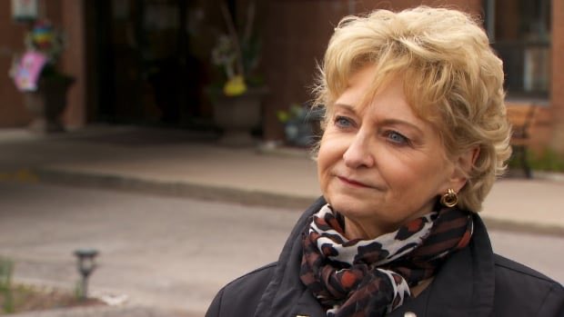 'Absolutely could have been avoided': How one nursing home director's fast actions may have saved lives
cbc.ca/news/canada/to… ⁦<a href="/CBCNews/">CBC News</a>⁩ 1000’s of people are being affected by this crises in LTC homes, you post this story about how 1 home among 100’s got it right? #BS