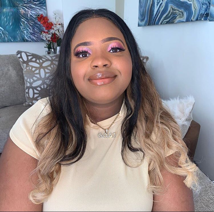 exposedbahaha's tweet photo. opinion: Lovely Peaches is a queen and she deserves the world 🥺 https://t.co/VjyQk31nXk