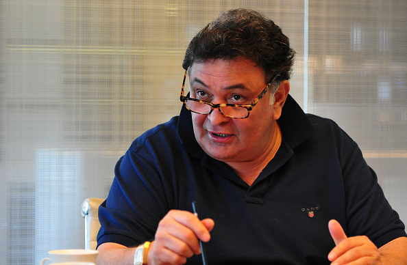 ABPNews's tweet photo. BREAKING: Veteran Bollywood actor #RishiKapoor passes away 

LIVE: https://t.co/PQbT45KnS5 https://t.co/pz1dFOx9yU