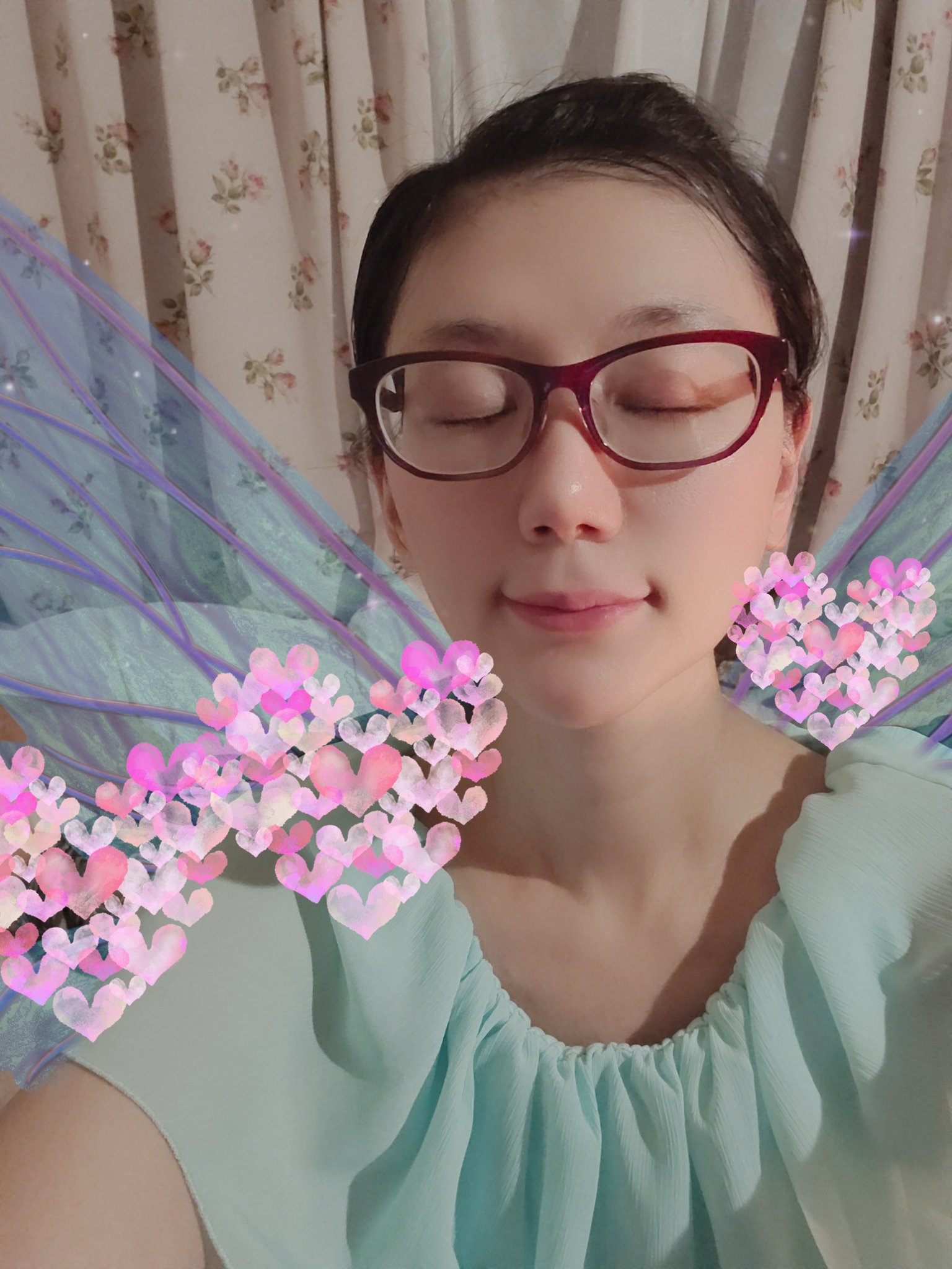 山崎麗央奈 در توییتر 劇的ビフォーアフター やっぱり家でもお化粧するとアガるね 超ド近眼につき メガネすると目が半減 安いメガネなのでぐるぐるうずまき出るし いつかレーシックしてみたいデス 山崎麗央奈 در توییتر 劇的ビフォーアフター やっぱり家でもお化粧するとアガるね 超ド近眼につき メガネすると目が半減 安いメガネなのでぐるぐるうずまき出るし いつかレーシックしてみたいデス