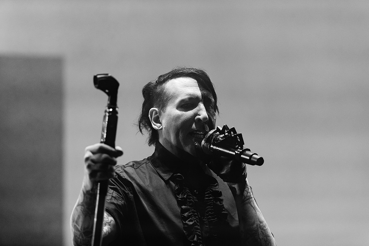 🚨 Le nouvel album de <a href="/marilynmanson/">Marilyn Manson</a> est "terminé" et c'est un "chef d'oeuvre" 🔥

➡️ rocknfolk.com/a-la-une/maril…