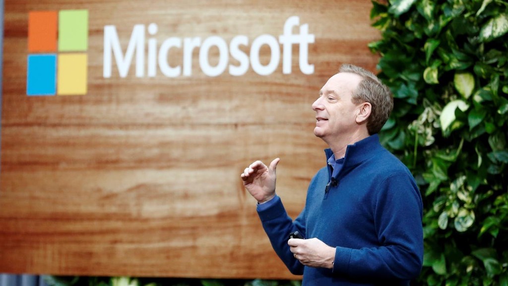 rvanbostelen's tweet photo. Aantal Microsoft Teams-gebruikers groeit explosief naar 75 miljoen https://t.co/evgG3tuqdT https://t.co/14WUc8UY9g