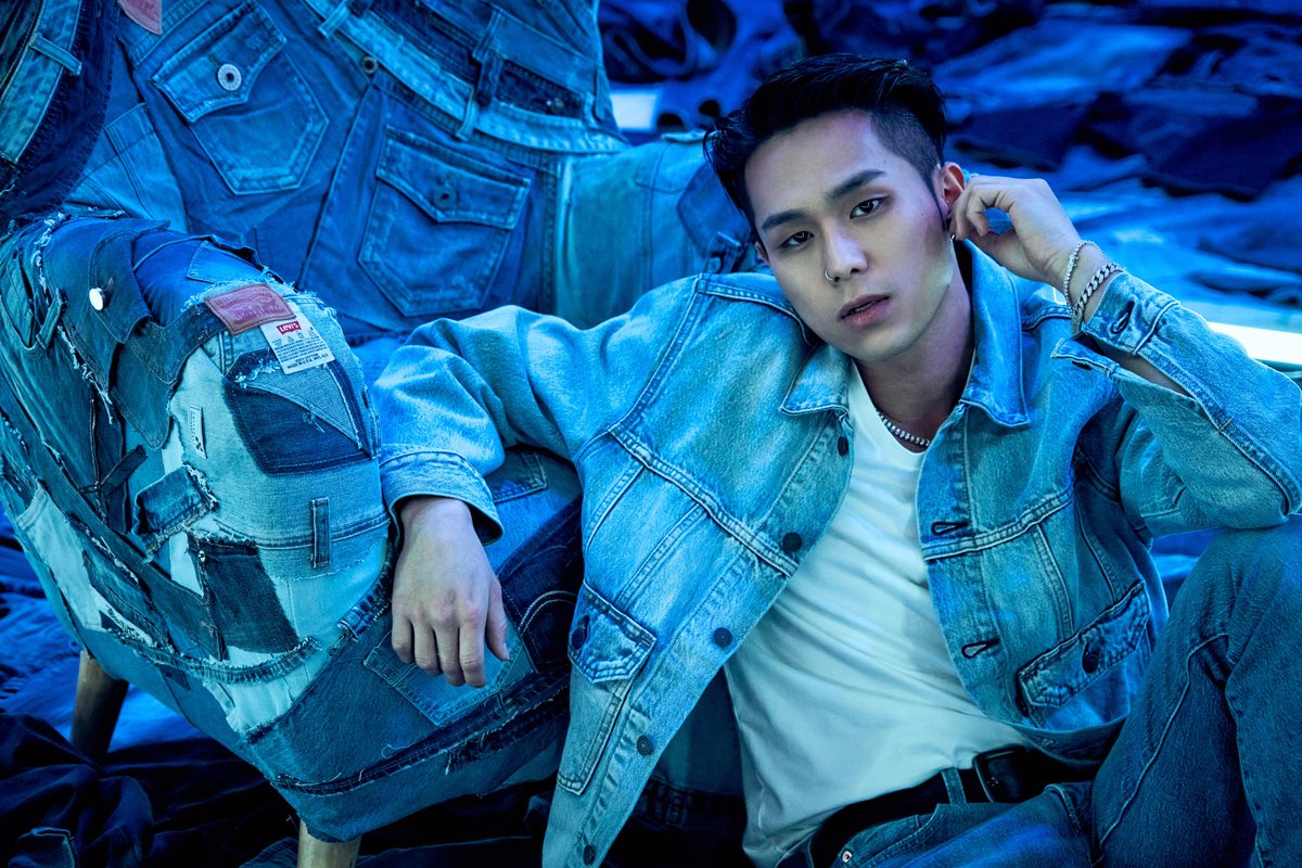 Levis_kor's tweet photo. Live In Levi's® : Music Campaign🎬
리바이스 뮤직캠페인 히어로 뮤직 아티스트
#식케이 뮤직 스테이지 현장 스케치

모든 스타일을 자신만의 개성으로 흡수한
식케이의 스타일리시한 모먼트, 리바이스 코리아에서 더 많은 소식을 만나보세요!

#LiveinLevis #리바이스 #리바이스뮤직캠페인
#권민식 https://t.co/qCfsnebr3Z