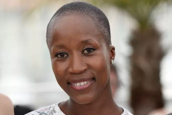 osezlefeminisme's tweet photo. L’affaire Rokia Traoré : une litige privé devenu une affaire publique.
Son #procès se déroule aujourd'hui 30 avril en #Belgique et nous avons une pensée toute particulière pour elle.
🧐 [https://t.co/viDHKBSipn] Marie-Paule Grossetete @OLF13 
#FREEROKIA #Justice4Rokia https://t.co/WJvjyHmyv0