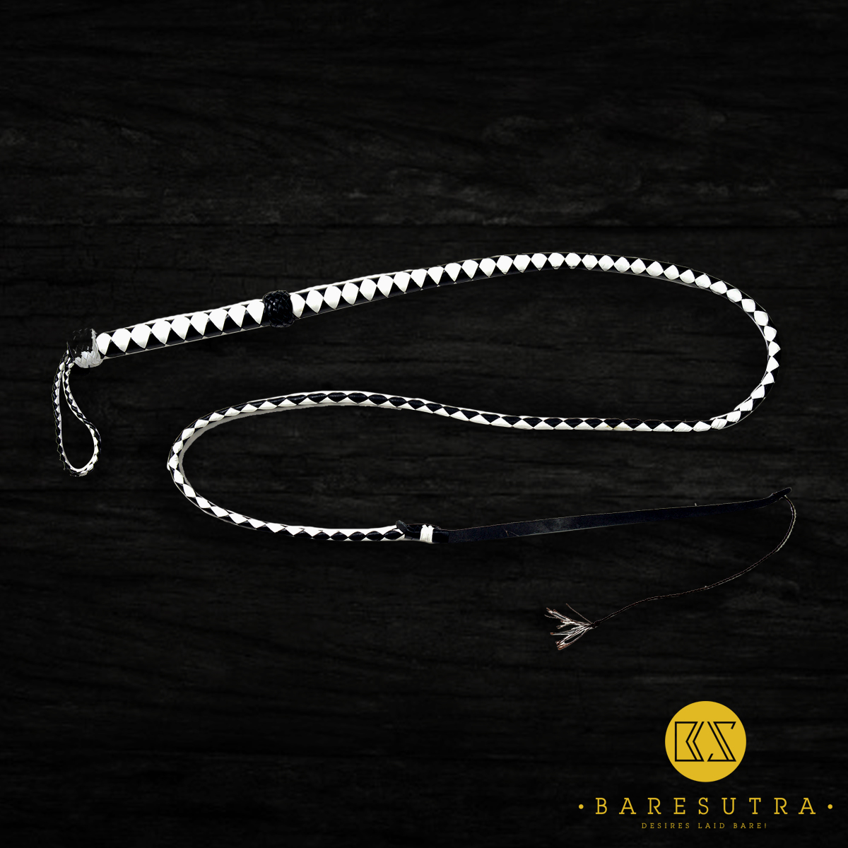 BareSutra's tweet photo. Brace yourself for some cheeky fun. Cherish your 8ft long heavy duty whip gear made from Top Grain Leather along with plait weaving. 
 
#baresutra #etsy #stockwhip #bullwhip #whip #leathermen #whipcracker #crackerwhip #horsewhip #horserider #horsecrop #cattlewhip #genuineleather https://t.co/r9dkQkAaGy