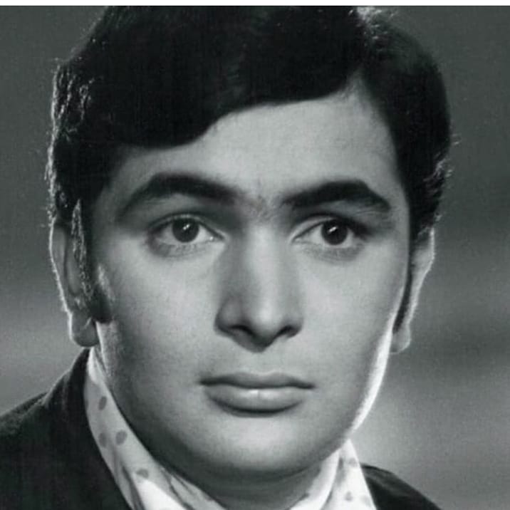 GillMouni's tweet photo. RIP my most fvrt actor rishi sir #rip #endofworld ......
 Am just broked after this news
..💔💔💔💔💔 https://t.co/STUoEmKRYp