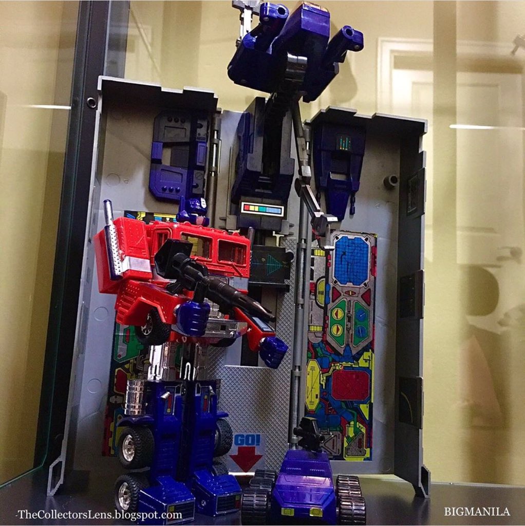 collectorslens's tweet photo. Just got a #LaserBlaster for my #G1 #OptimusPrime. I may have his blaster somewhere in storage but not sure. My Optimus is not really complete and it will cost me a lot for me to get all his accessories ๐ฑ
#Transformers #Autobots #Takara #hasbro #BIGMANILA #TheCollectorLens https://t.co/r4PUtWQNyz
