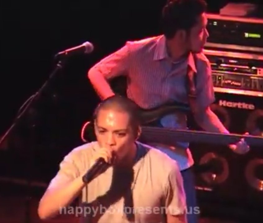 iamcindydeleon's tweet photo. Throwback! 🖤🖤 #BambooTheBand #2005 #ScreenShots #BambooMañalac #NathanAzarcon #IraCruz #VicMercado 🤟🤟🤟 https://t.co/DiRitmUrlM