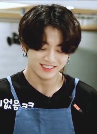 ˖◛⁺⑅♡ Jungkook, please love yourself enough today. I dreamt about you doing a live and that you replied to a comment of mine.. thank you for appearing on my dreams and giving me comfort and peace. I hope you are having a wonderful day!{  #전정국  #JUNGKOOK    #방탄소년단   }