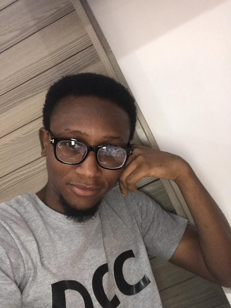 chuddyOzil's tweet photo. Happy birthday namesake @UtaziJay
Wishing you all ur heart desire
Cheers to a new year
#keepSoaringHigher https://t.co/fNPNbZh5mb