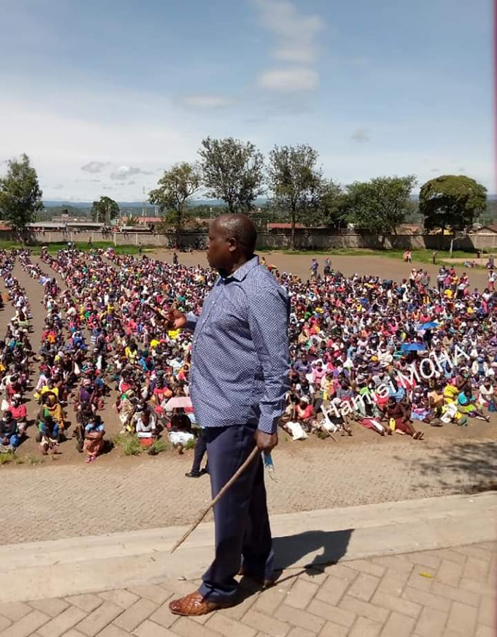 OleItumbi's tweet photo. If it was Governor @MikeSonko you would have the entire Harambee House Prefecture after him, but Hon Samuel Arama Nakuru Town West is free to do as he wishes complete with a cane! https://t.co/vftvM0WonF