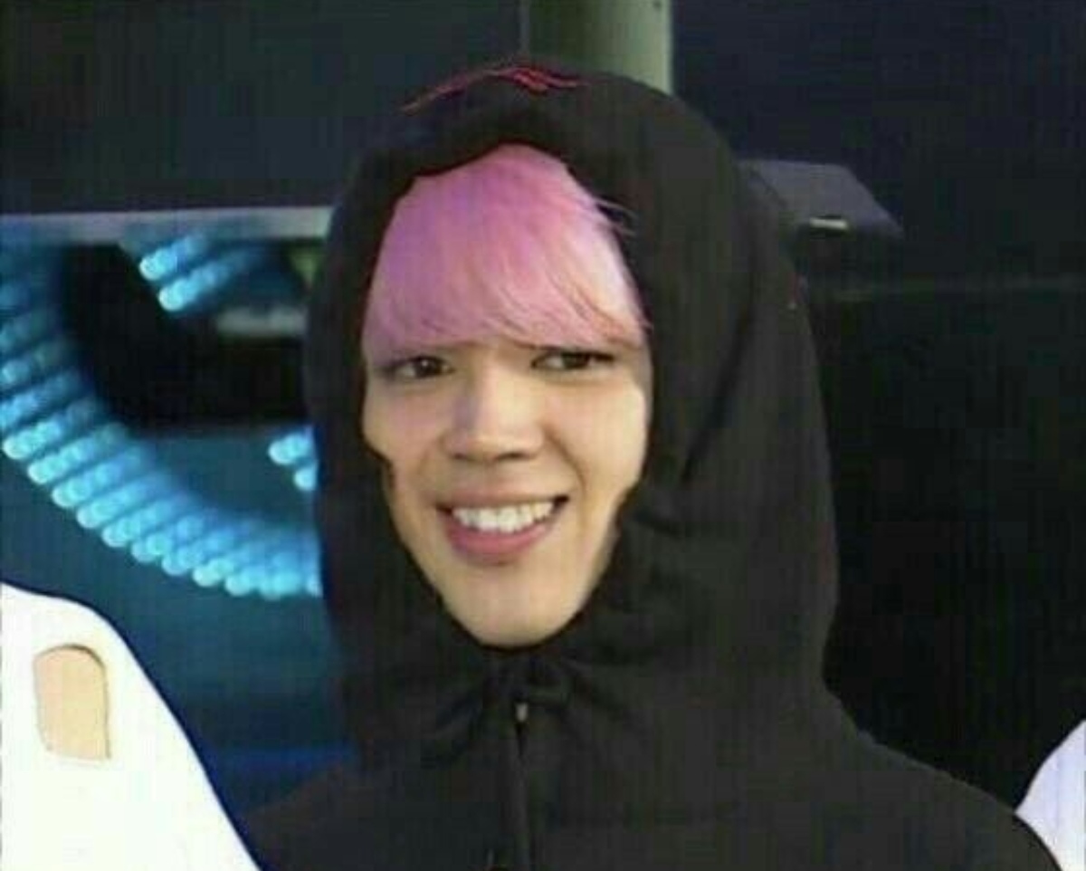dhar_karuna's tweet photo. @seoksci JIMIN OFC!!! MY BIAS!!!?! 💜 https://t.co/hnNSzp97LN