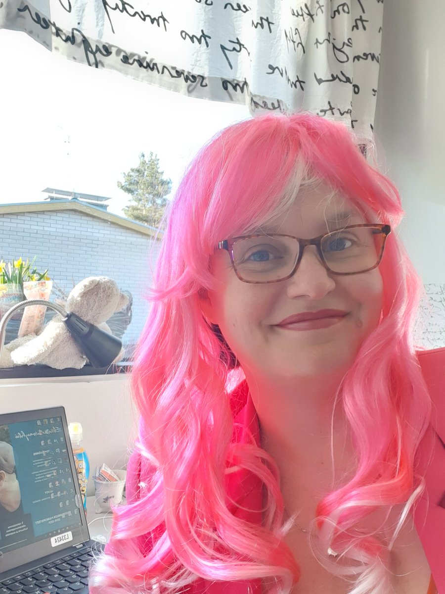 Johan sitä toki etävappuun on osallistuttava etätyöntekijänkin #etävappulook #elämänturva