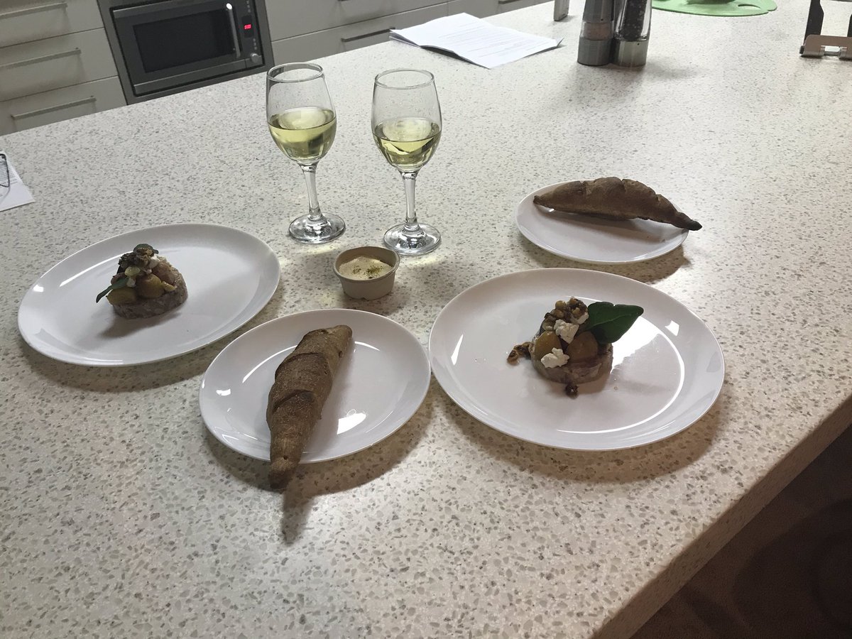 Mark Hubbard. tweet media