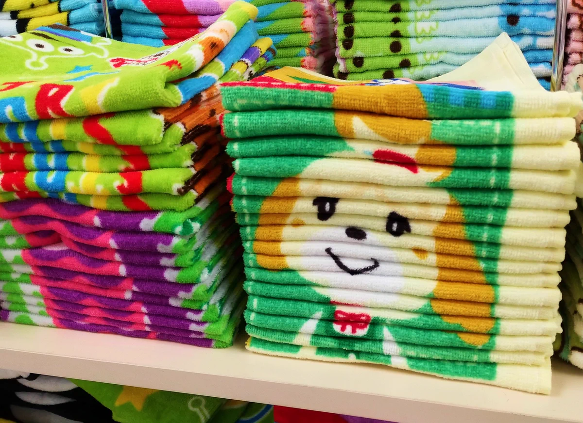 どこから買うか悩む…？！タオル売り場で見かけた陳列方法がナイスwww