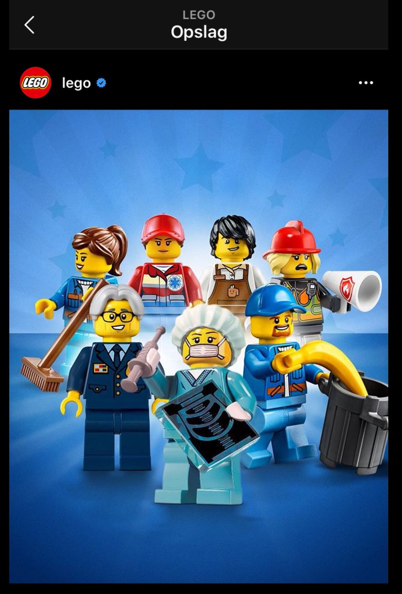 lechart's tweet image. Er det bare mig, eller ligner en af disse @LEGO_Group helte ikke helt vildt meget @sorenpind 
#dkpol