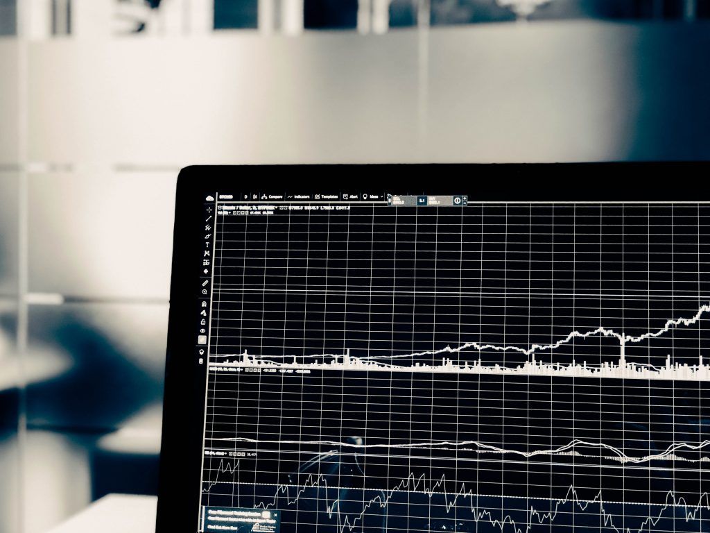 solvvesoftware's tweet photo. #DataScience that relies on #StatisticalAnalysis helps to draw the most valuable #BusinessInsights. #SOLVVE will guide you through the most popular cases of data science #applications. https://t.co/Mf2CHWWV6J #MachineLearning #ML #SocialNetworks #ArtificialIntelligence #AI https://t.co/E0jtEW0IWa