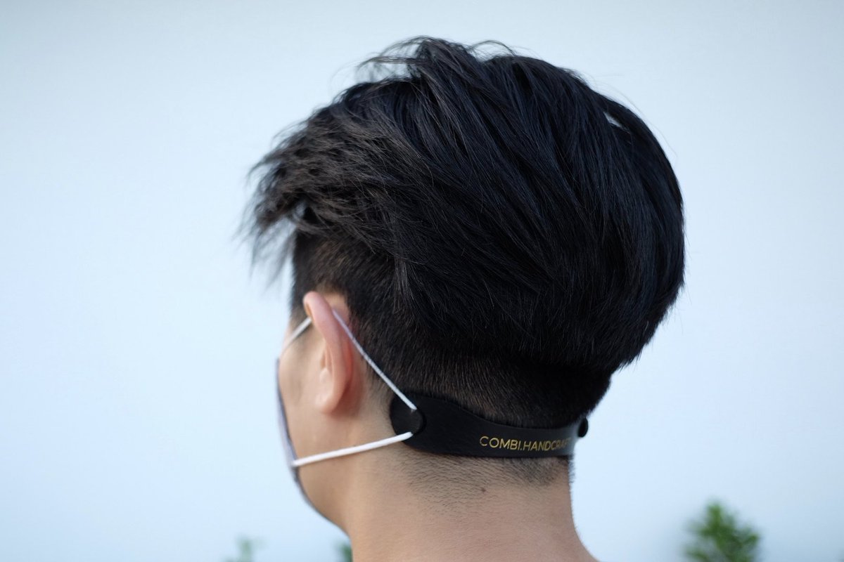 CombiHandcraft's tweet photo. Ear saver for face mask. We made this for protect ear from chafing when you wear mask.
.
.

#combi #combihandcraft #handcrafted #handmade #leathergoods #italianleather #butteroleather #ecofriendly #facemask #earsaver #แมม #หน้ากากอนามัย #สายรัดหน้���กาก https://t.co/5r4Kr7SWz4