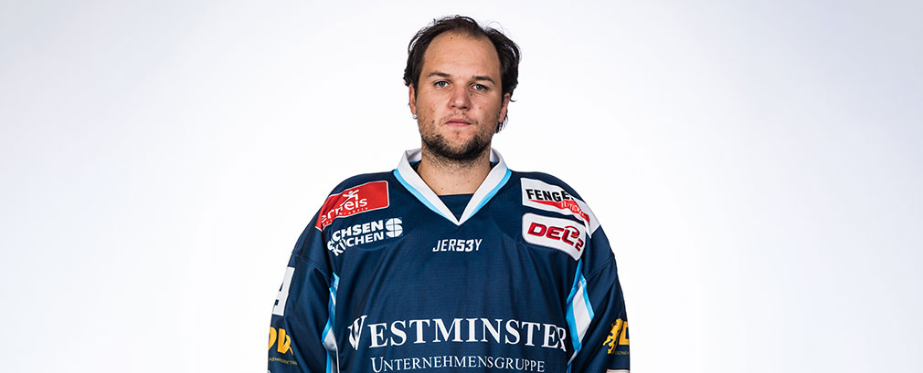 DEL2_News's tweet photo. Steve #Hanusch spielt auch in der neuen Saison für die @Eisloewen.
Mehr unter: https://t.co/TGwb3FAzue
Foto: Friedemann Thomas #del2 #HerzblutEishockey #dre https://t.co/l4TqyLk2Ff