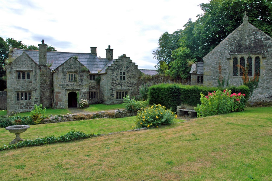 19/ Faenol Old Hall. A late 16th century house. Formally at the centre of a large estate, when the family built a new house in the classical style the old hall was used as a farm house. The condition deteriorated. It is said it is now in private hands and has been restored.