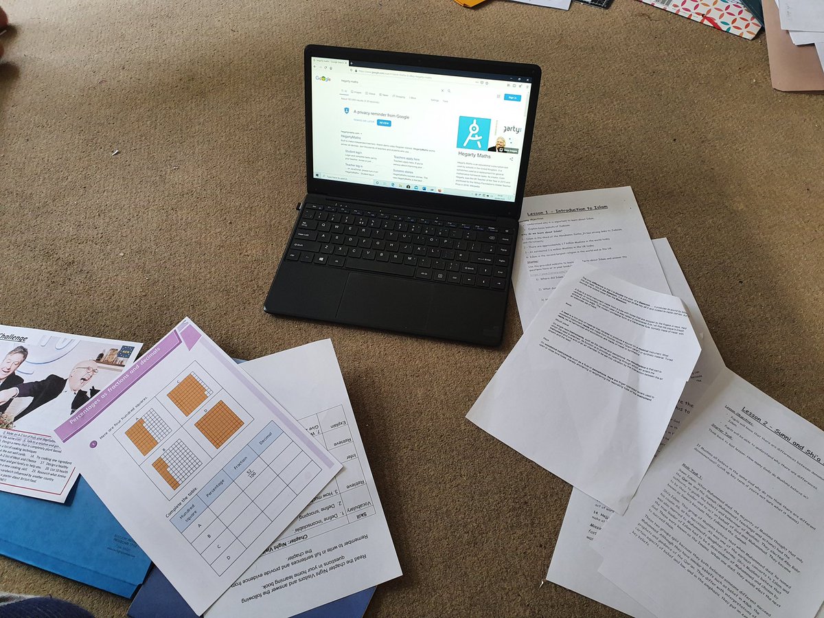 tantor26's tweet image. Getting ready for a school day enlarging work sheets,breaking info down etc.