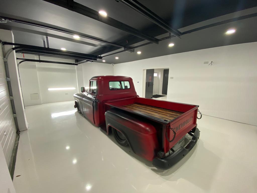 A stunning bespoke garage design from Dellicompagni UK. 

To transform your home, contact Dellicompagni today: zcu.io/ebd2