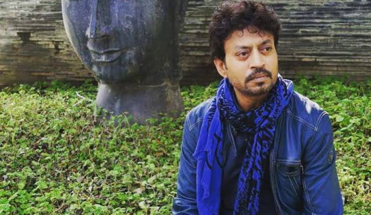 VermaAmrta's tweet photo. अभी एक गम से निकले ही नहीं थे,
कि दूसरा गम हमारे हक में हो गया।
#amithoughts
कल ही हमनें अपने एक फ़िल्म इंडस्ट्री के सितारें इरफान खान को खोया था, और आज फिर एक सितारा ऋषि कपूर जी हमें अलविदा कह गए।विनम्र श्रद्धांजलि। ॐ शान्ति ॐ।
#riprishikapoor
#ripirfankhan https://t.co/m6c99NGFpH