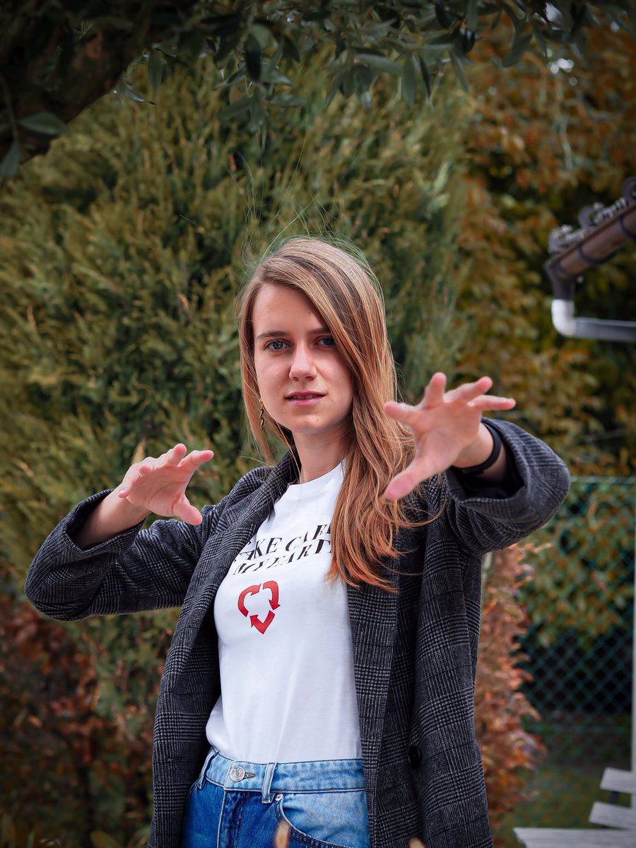 python_pictures's tweet image. Haven’t got much Doctor Who stuff at home, so this is what my doctor looks like 😄 (a doctor without a sonic is still a doctor innit)

Loved taking part of this challenge #StayingInTheTARDIS #DoctorWho