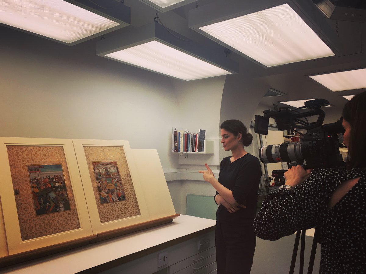 OU_ArtHistory's tweet photo. Always wondered what it's like to see behind closed doors at #windsorcastle? In this #film, we take you to see a #mughalminiature from the @RCT #royallibrary with curator Emily Hannam! @bbcarts @ahrcpress #cultureinquarantine #museumfromhome
https://t.co/KV6weCr4TL https://t.co/2H40cKJboU
