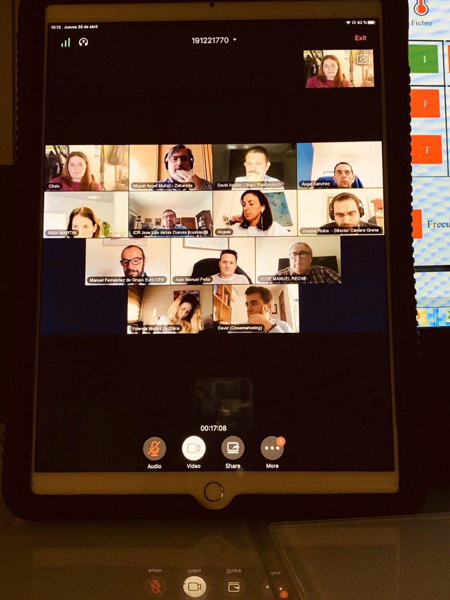 Hoy hemos asistido al III Encuentro estratégico organizado por la <a href="/CCGranada/">Cámara de Granada</a> , trabajando codo a codo por #granada y sus #empresas gracias a <a href="/rubio_torres/">Joaquín Rubio 🚀</a> <a href="/AzaharaMolinero/">Azahara</a>