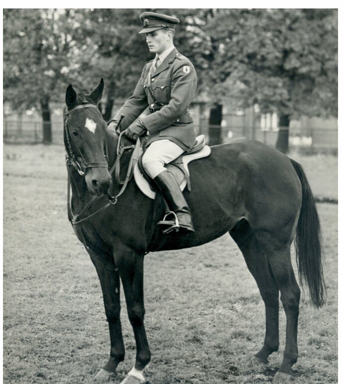 diamonds_equine's tweet photo. R.I.P. Irish show jumping legend Col. Bill Ringrose, who was 89 years of age. One of the shining stars of Irish show jumping through the 1950s/1960s and went on to become Chef d’Equipe of the Irish show jumping team during the 70s &amp;80s. https://t.co/Aa8MKz3ZfH @rtenews https://t.co/7q2xzNGfyt