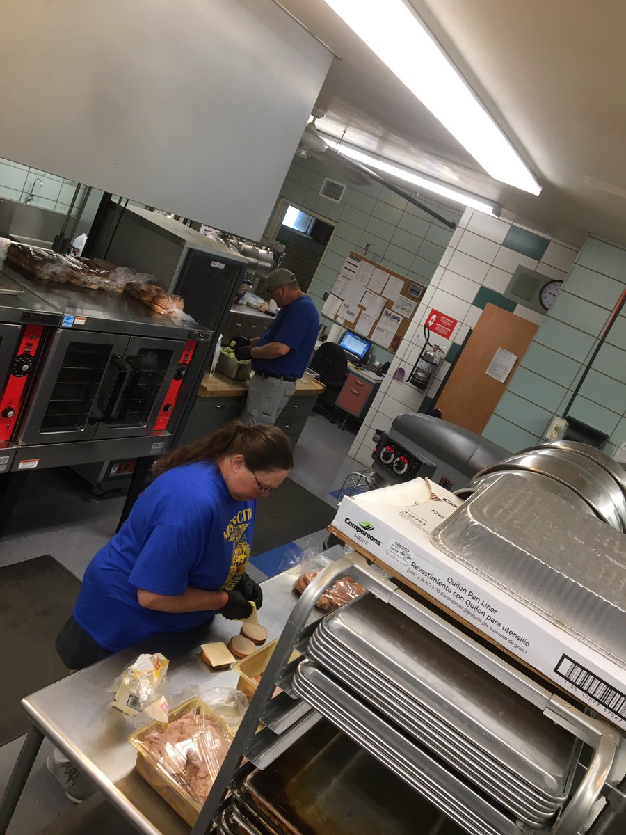 NessCityEagles's tweet photo. Shoutout to our three hard working Food Service staff members! Through yesterday they have served 9,642 breakfast and lunch meals to our students during this pandemic! #EssentialWorkers #EaglePride https://t.co/ZwfAOXiZsR