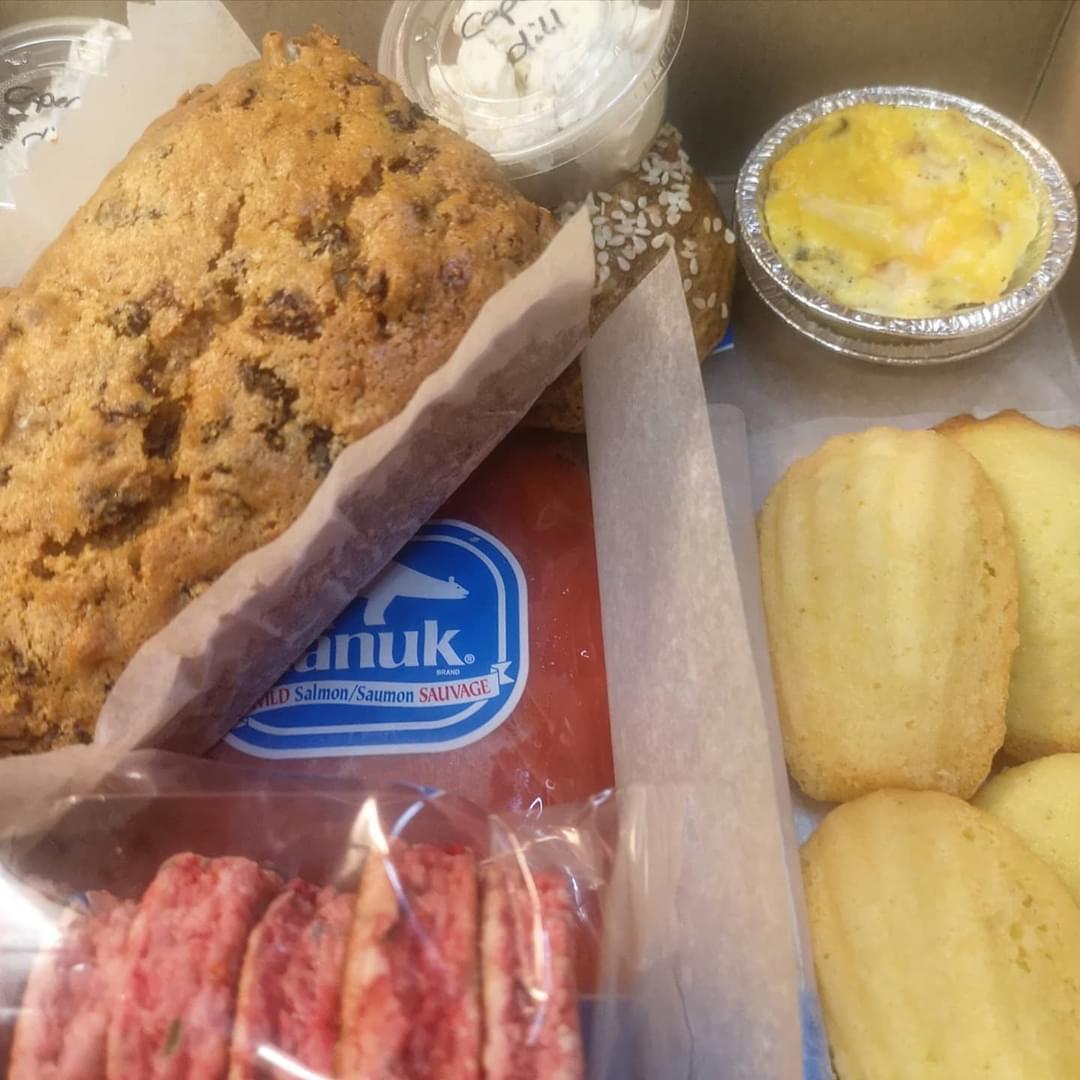 Order your Weekender Box today! Contactless delivery to your door on Sunday, May 3 between 11-2.

For details visit welshbaker.ca/products/weeke…

#sbecinnovation #supportlocal
#stthomasproud
#stthomasontario #519foodlove #519foodie #519london #buylocal #shop519 #shopelgin