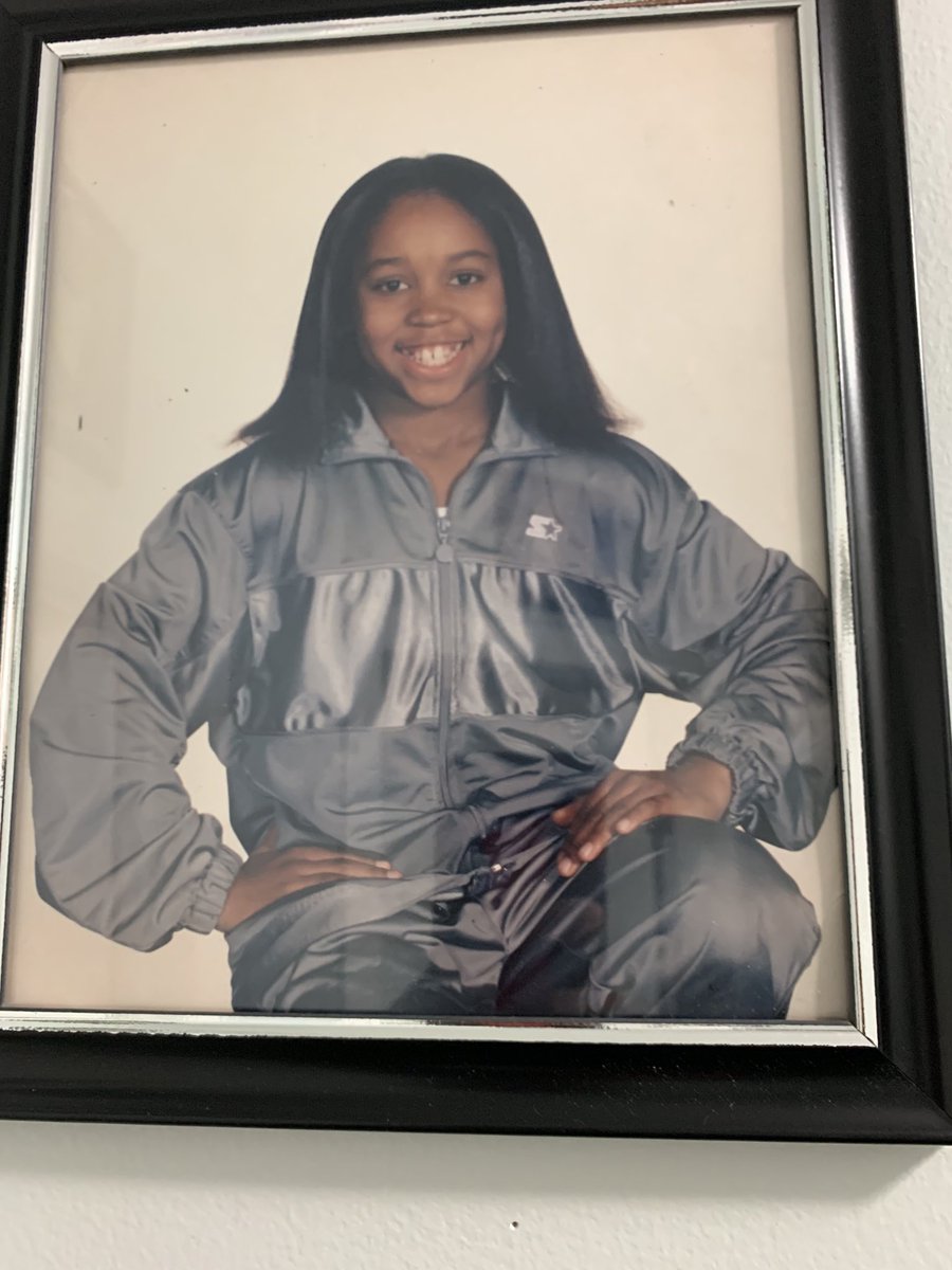 I know I’m goin to catch a lot of heat from my Michigan and Illinois ATT Family for this one! #ThrowbackThursday #Iwasjustakid #takeiteasy