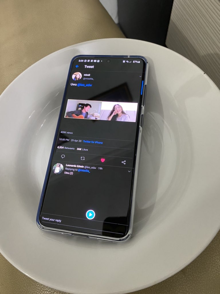 Jehian Panangian Sijabat On Twitter Yang Diatas Foto Piring Kosong Kalo Aku Foto Harapan Kosong Buat Halumu