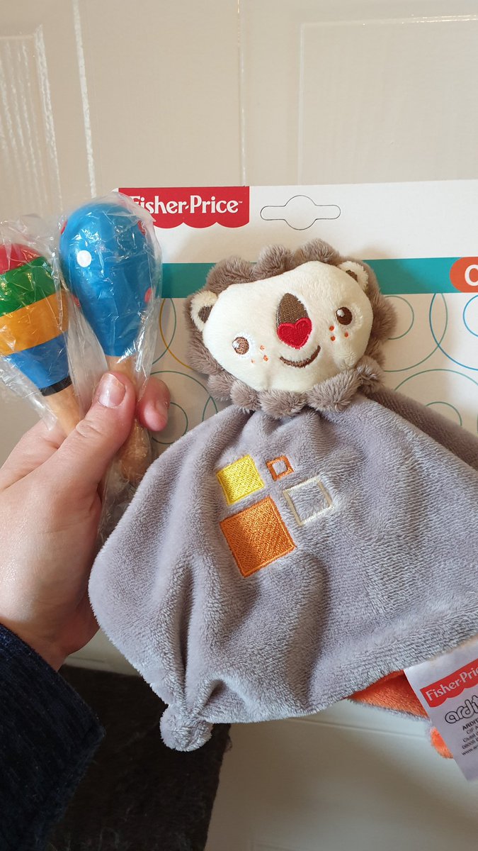 Becky's Book Corner tweet media